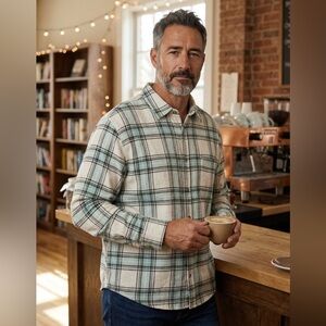 %100 Cotton Goodfellow & Co White Plaid Button-Up Shirt  Blue & Grey Stripes